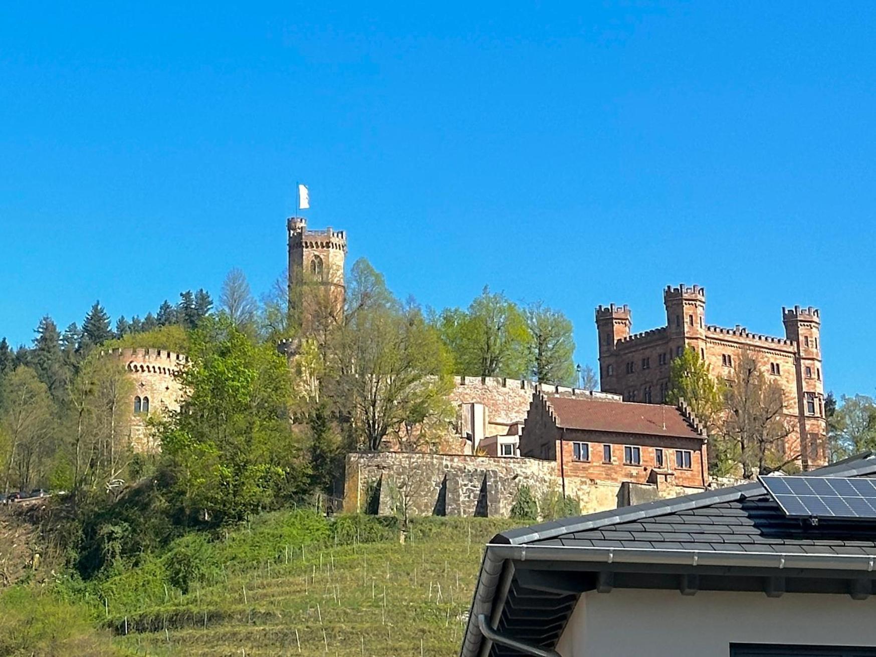 Ferienwohnung Mit Schlossblick Bei Offenburg 오텐베르크 외부 사진